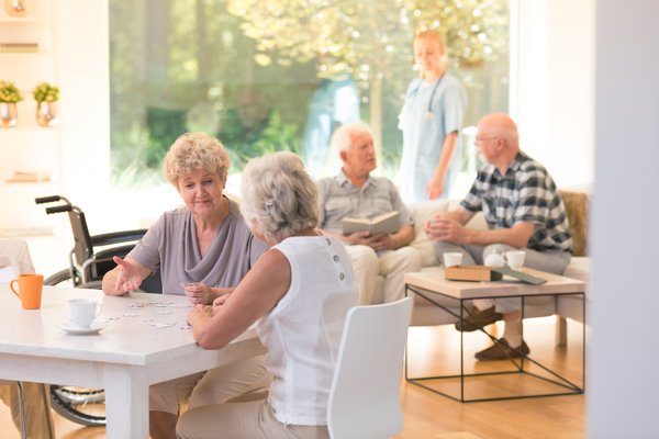 How to Choose the Right Senior Living Community in Spring, TX